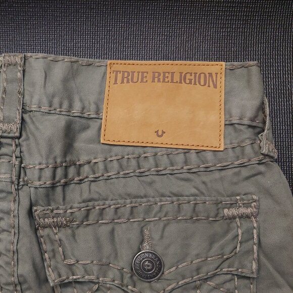 True Religion Men's Straight Jeans in Olive - Picture 15 of 16